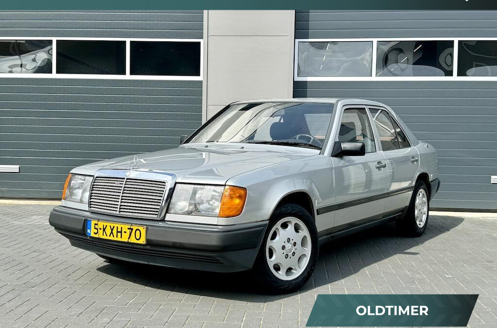 Mercedes-Benz Array 200